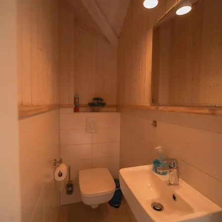 Seebrise, Mit Sauna, Ruderboot Und Strand- Und Seezugang בית נופש